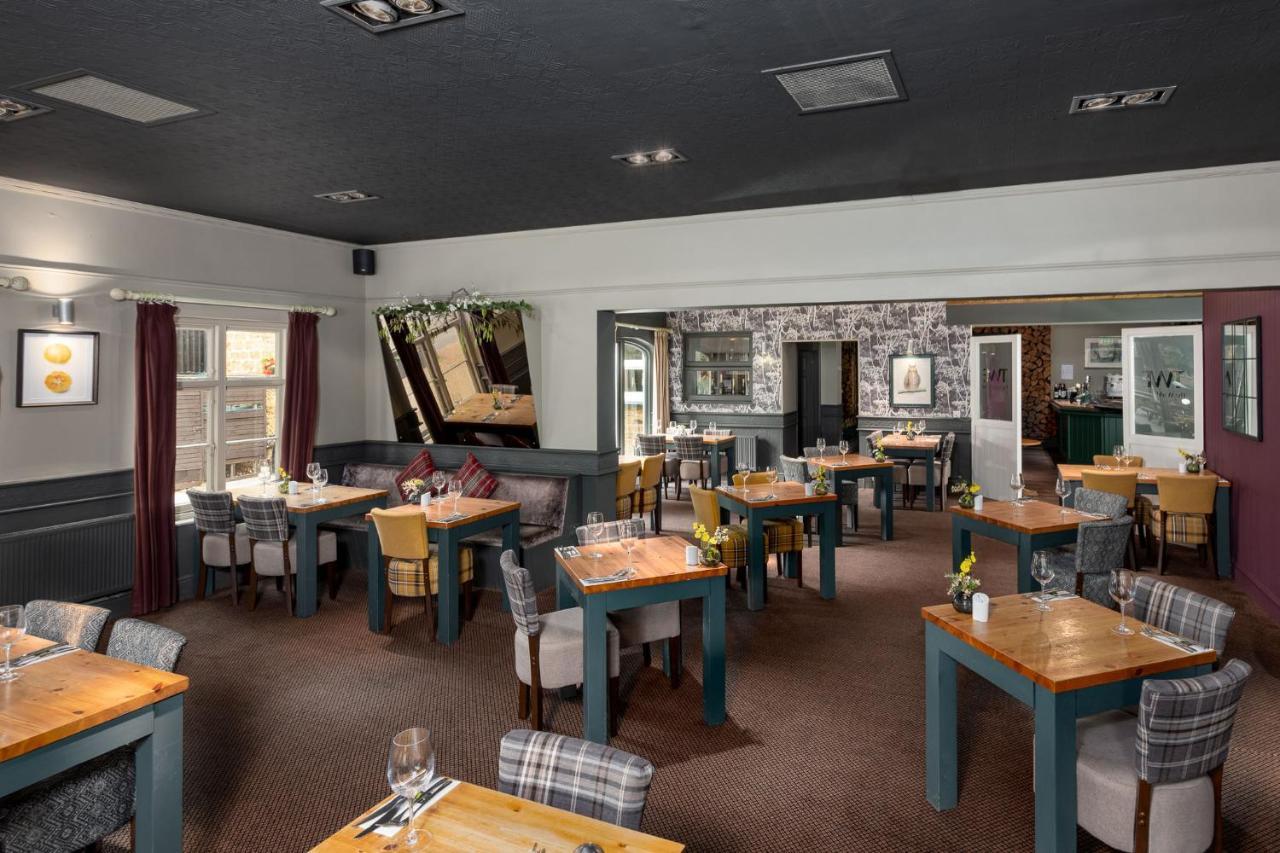 The World'S End - Northampton Hotell Ecton Eksteriør bilde