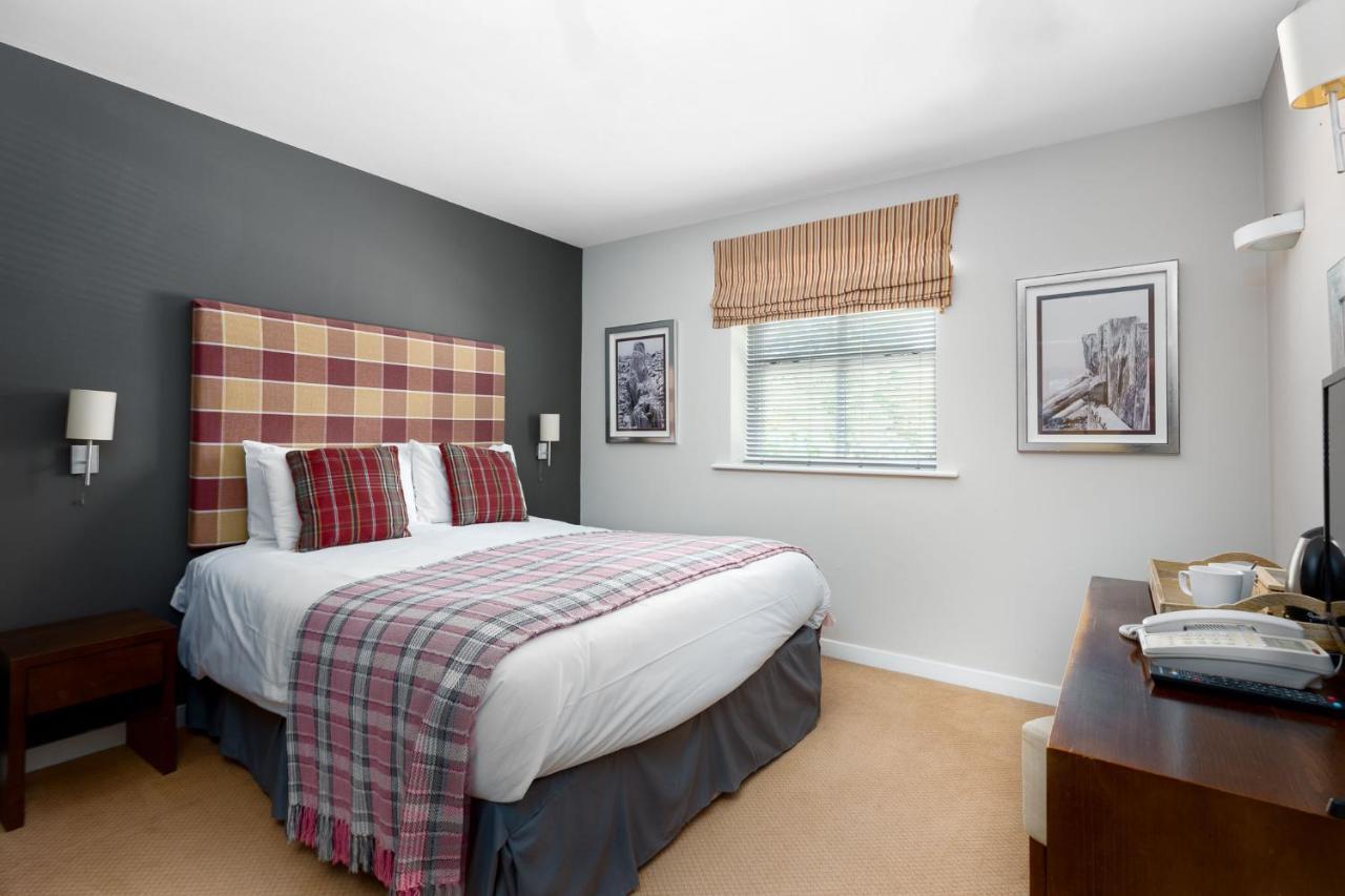 The World'S End - Northampton Hotell Ecton Eksteriør bilde